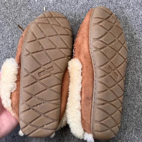 L.L. Bean Brown Moccassin Slipper Women’s Size 8 - Picture 5 of 7